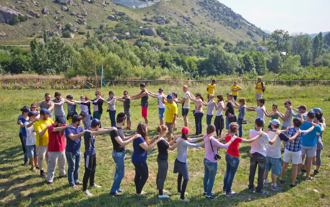 Тимбилдинг vs Тимспирит